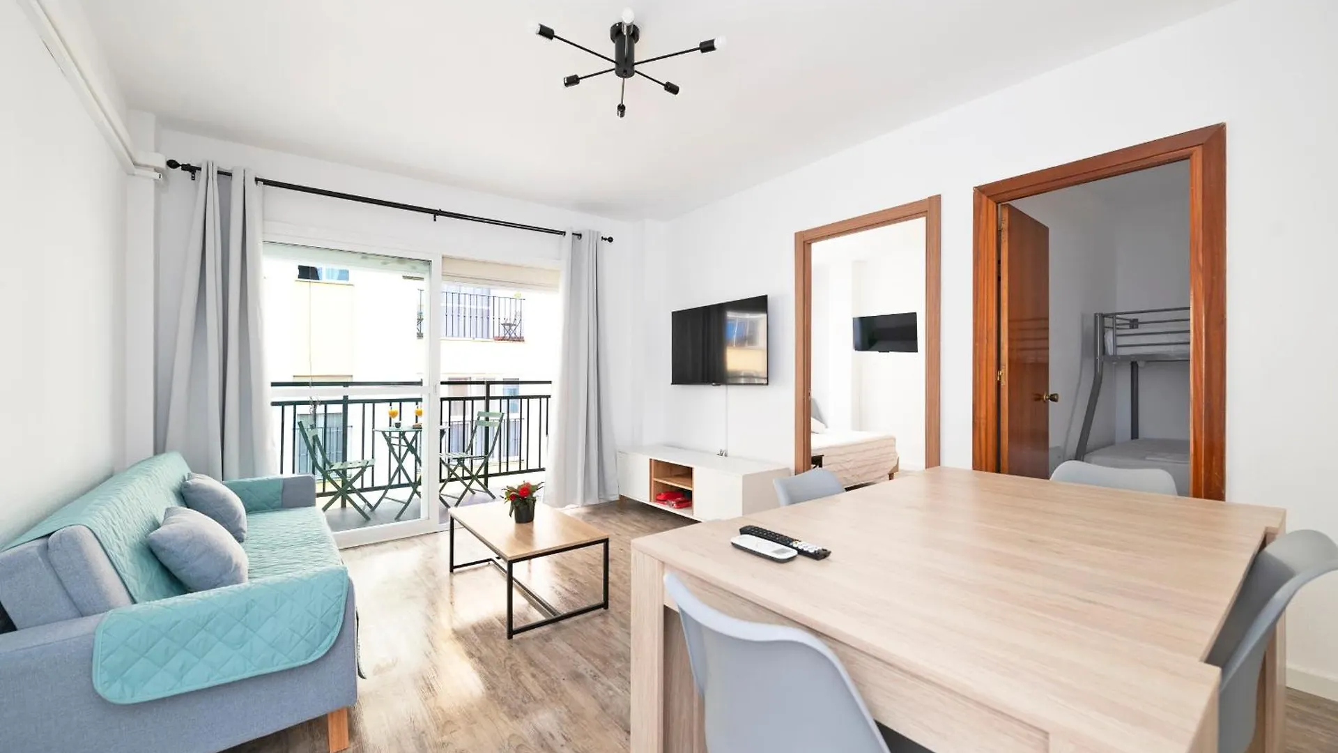 Apartamento Brisamar III En Segunda Linea De Playa Rincón de la Victoria